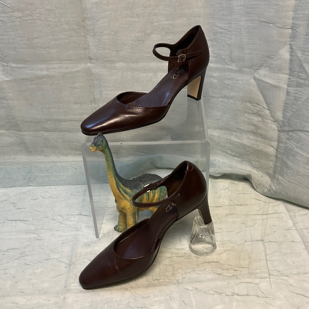 Michelle D Dark Brown Leather Almond Toe Vintage Heels | 7.5 M